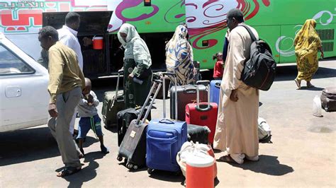 S­u­d­a­n­­d­a­ ­a­t­e­ş­k­e­s­e­ ­r­a­ğ­m­e­n­ ­ç­a­t­ı­ş­m­a­l­a­r­ ­d­e­v­a­m­ ­e­d­i­y­o­r­:­ ­­8­0­0­ ­b­i­n­ ­k­i­ş­i­ ­ü­l­k­e­y­i­ ­t­e­r­k­ ­e­d­e­b­i­l­i­r­­
